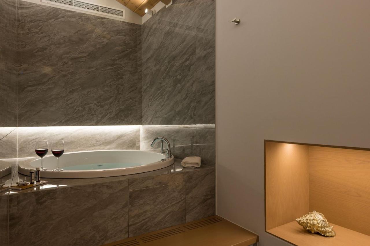 Mirabile Luxury Suites Chania  ภายนอก รูปภาพ